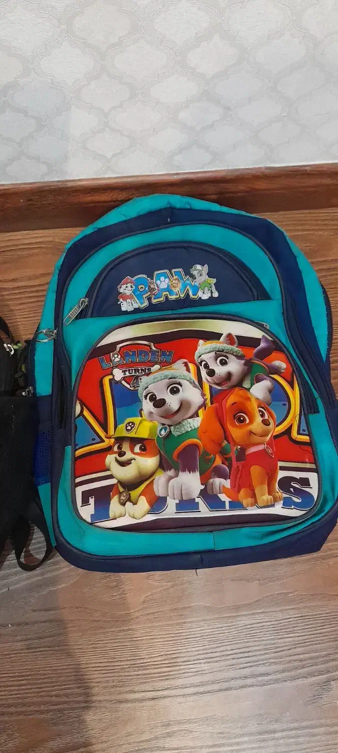 کیف کولی مدرسه|کیف، کفش، کمربند|شاهین‌شهر, فردوسی|دیوار