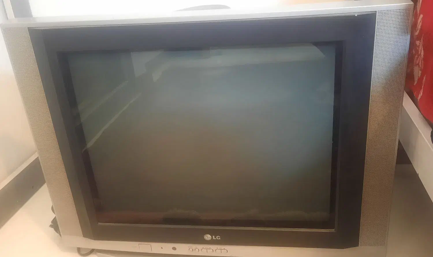 تلویزیون ال جی ۲۱ اینچ|تلویزیون و پروژکتور|بجنورد, |دیوار