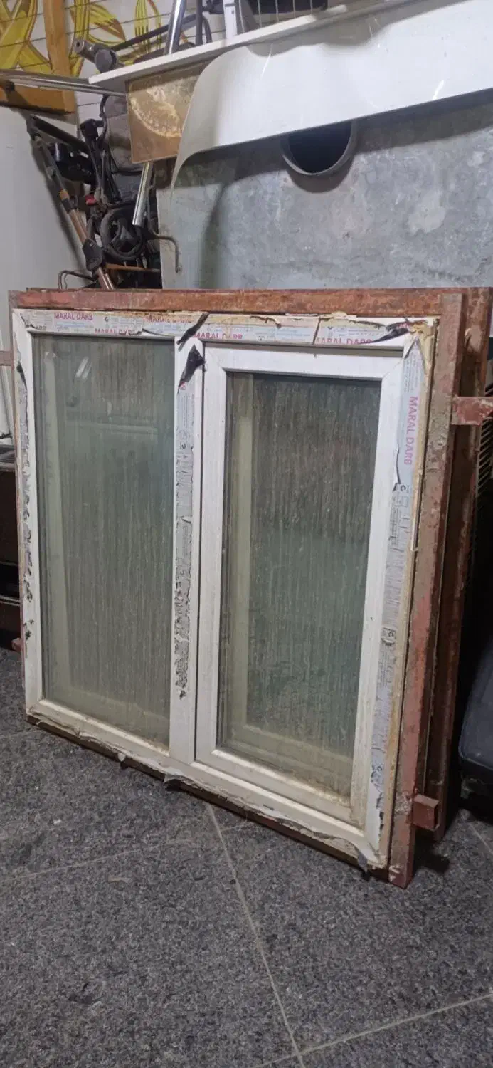 2عددپنجره پی‌وی‌سی در حدنوبا کلافو شیشه|مصالح و تجهیزات ساختمان|رباط‌کریم, الارد|دیوار