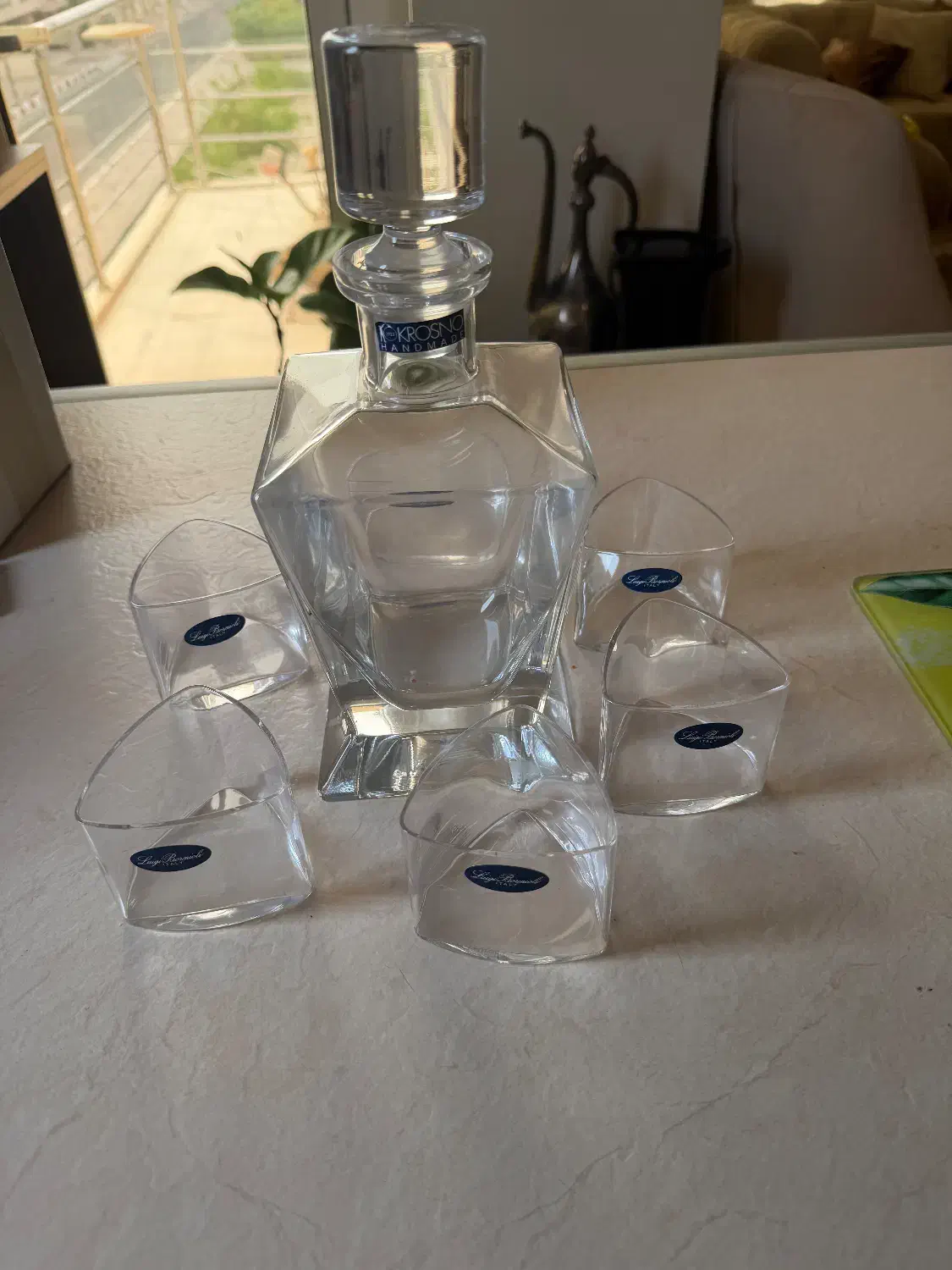 ست تنگ و شش عدد شات، اکبند و سه تا قاب ایکیا|ظروف سرو و پذیرایی|کیش, |دیوار