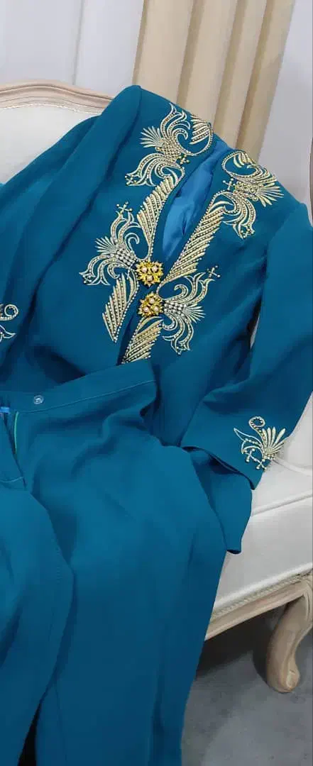 نونو|لباس|نهاوند, |دیوار