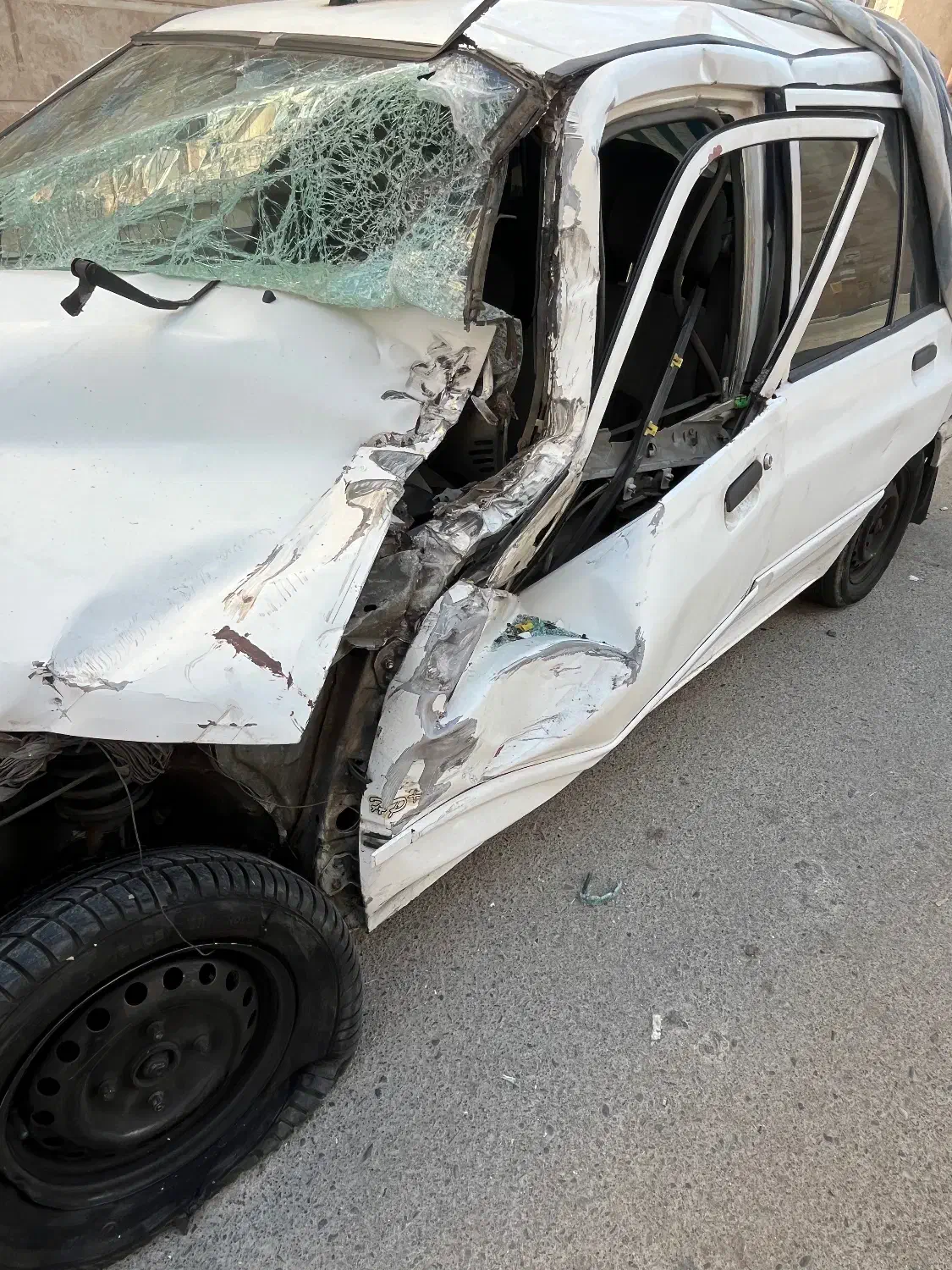 ۱۳۲ مدل ۹۰ تصادفی|خودرو سواری و وانت|صفادشت, |دیوار