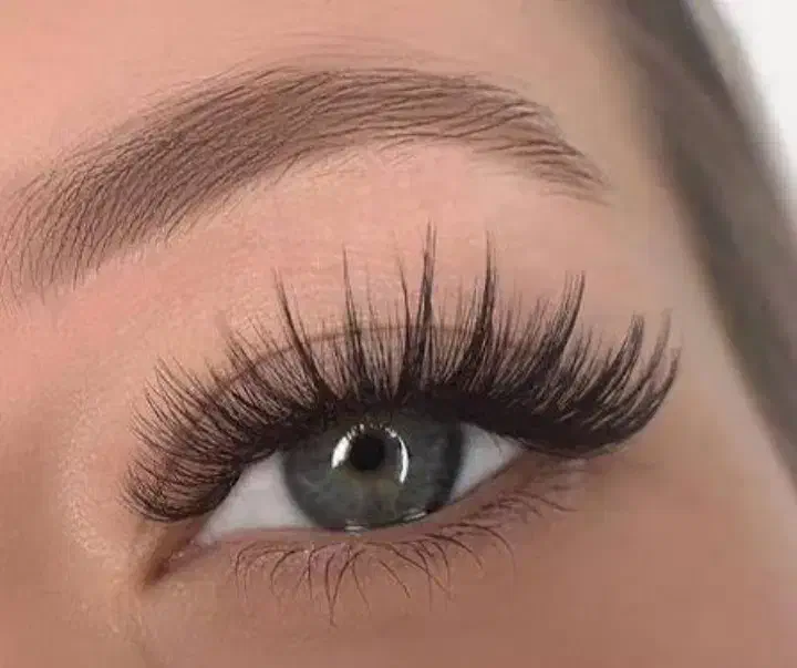 مژه|آرایشگاه و سالن‌های زیبایی|سبزوار, گلشن|دیوار