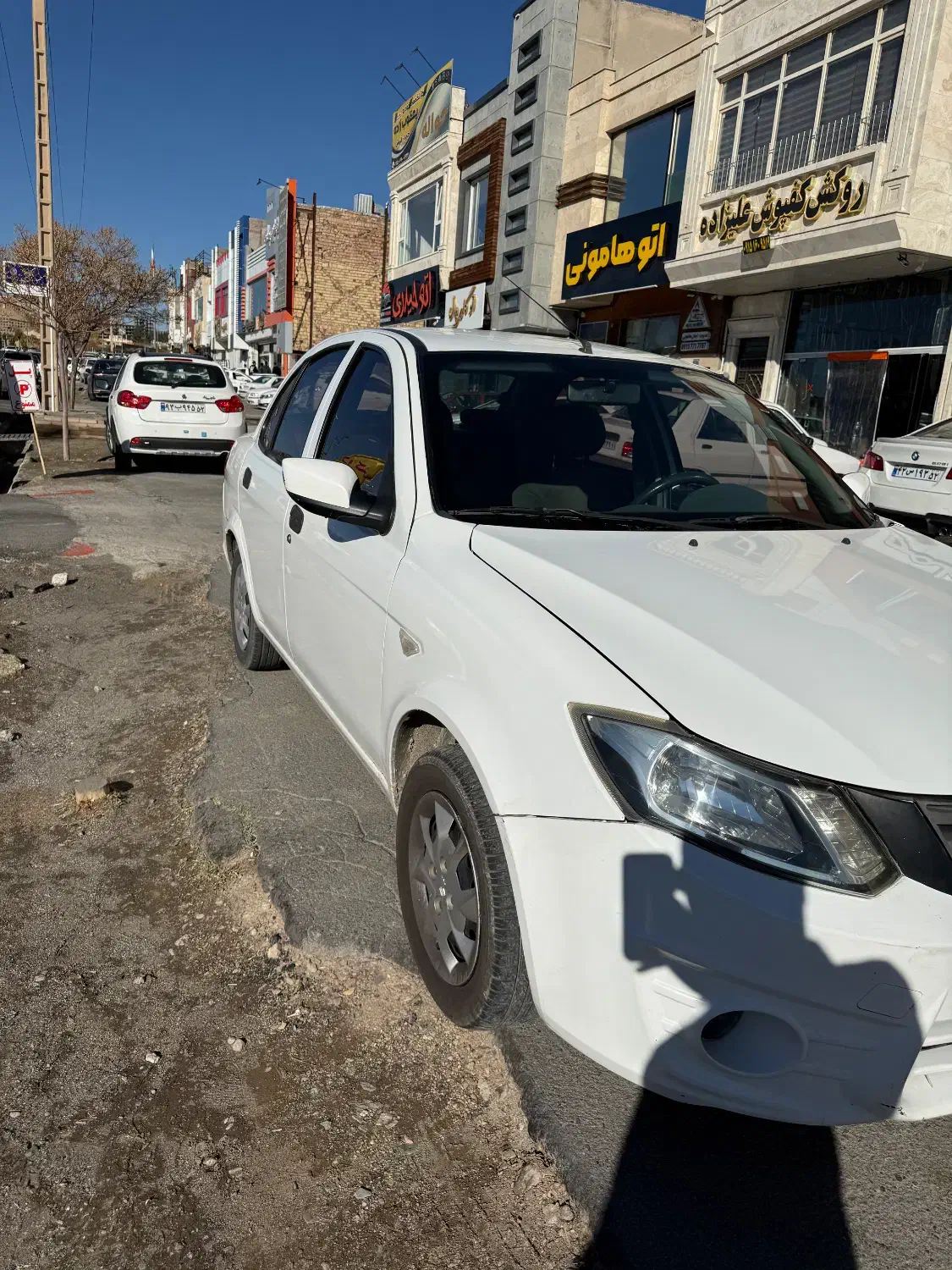 ساینا ۹۸|خودرو سواری و وانت|بیرجند, |دیوار