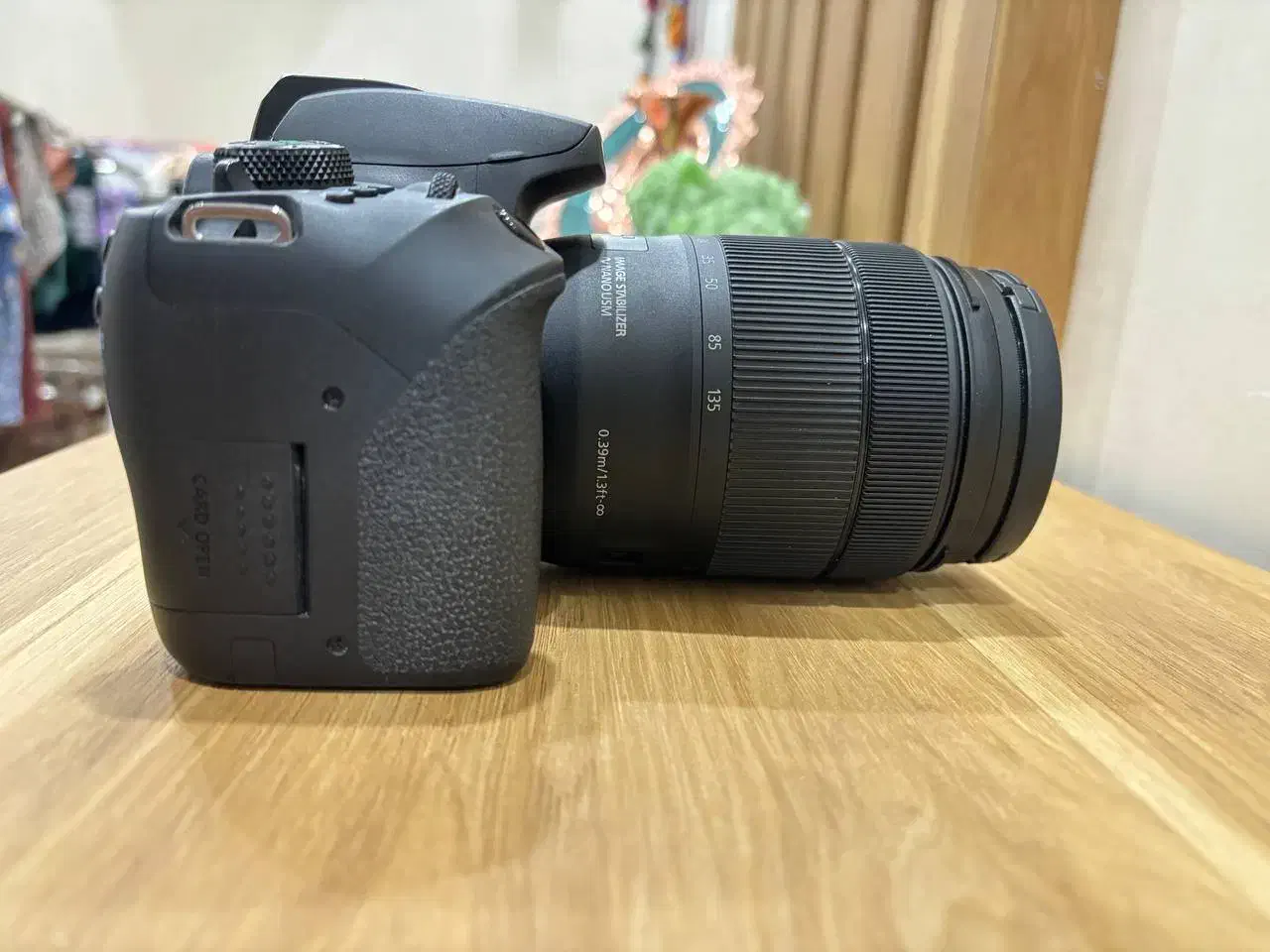 فروش دوربین Canon 850D + لنز 18-135mm IS USM|دوربین عکاسی و فیلم‌برداری|بندر ماهشهر, |دیوار