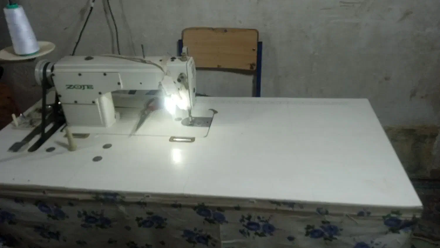 چرخ خیاطی زوجه درحدنو|چرخ خیاطی و ریسندگی|هیرمند, |دیوار