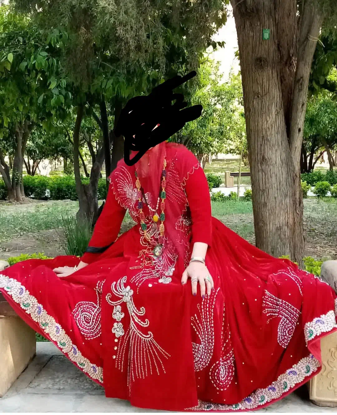 لباس محلی|لباس|شیراز, تندگویان|دیوار