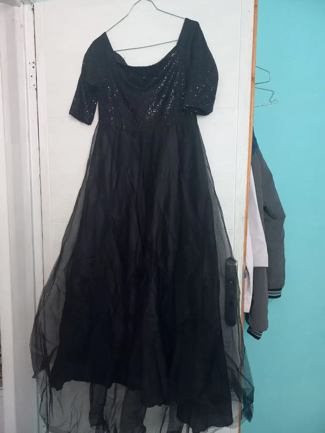 تعدادی لباس|لباس|محمدیه-قزوین, |دیوار