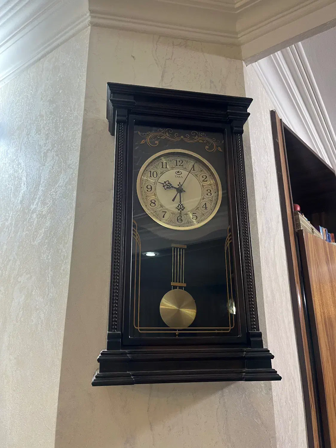 ساعت دیواری|ساعت دیواری و تزئینی|اصفهان, علی قلی آقا|دیوار