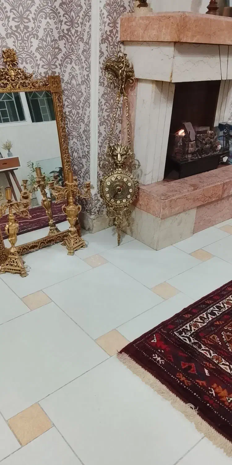 آیینه و کنسول وساعت دیواری|آینه|تهران, صادقیه|دیوار