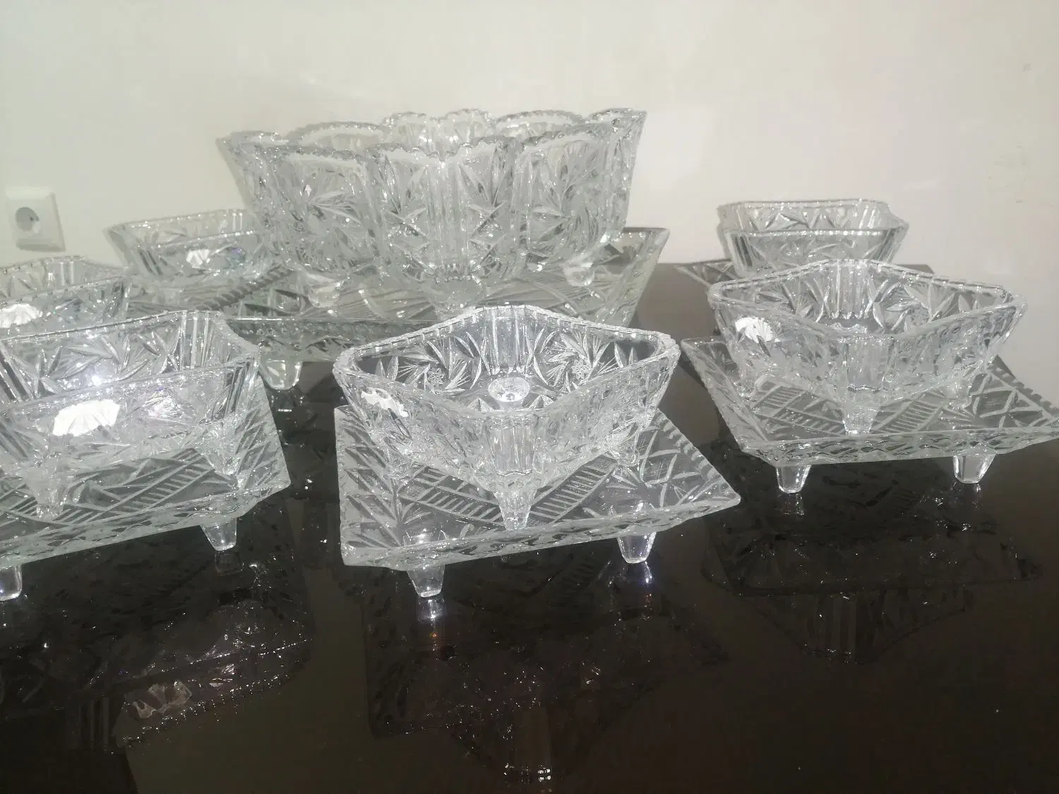 کریستال اصلی چک|ظروف سرو و پذیرایی|فیروزکوه, |دیوار