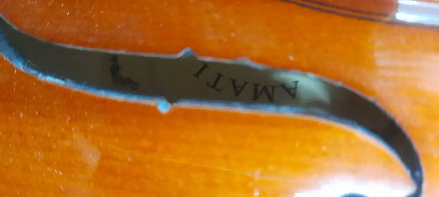 ویالون ۴/۴|ویولن|بروجرد, |دیوار