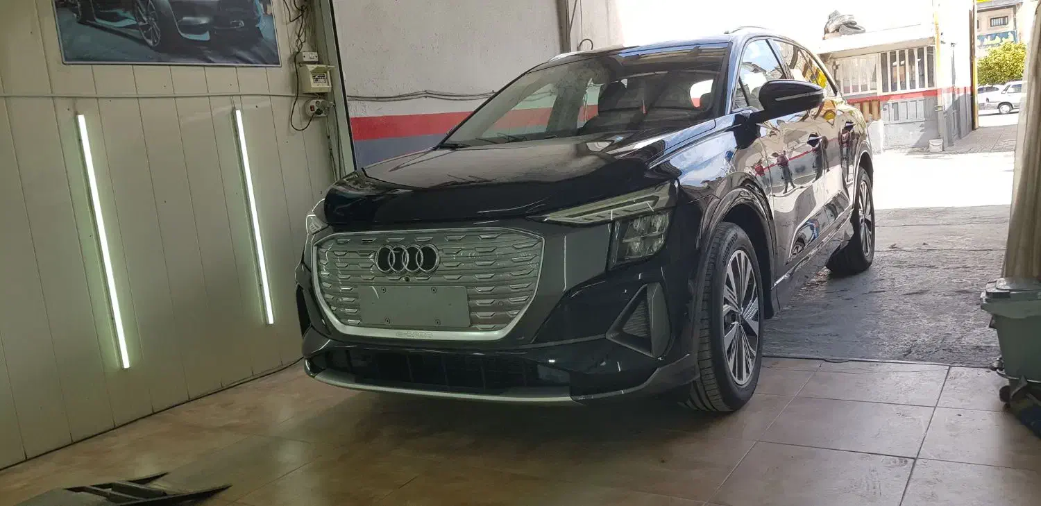 فروش آئودیQ5هفت نفره ۲۰۲۴ زیر قیمت در پارکینگ منزل|خودرو سواری و وانت|شیراز, باغ تخت|دیوار