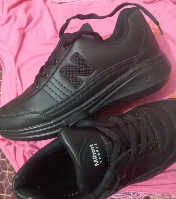 کفش نو|کیف، کفش، کمربند|بندر امام خمینی, |دیوار