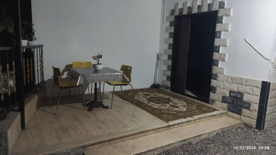 اجاره واحد دو خواب مجزا ورودی و پارکینگ جدا|اجارهٔ کوتاه‌مدت آپارتمان و سوئیت|چالوس, |دیوار