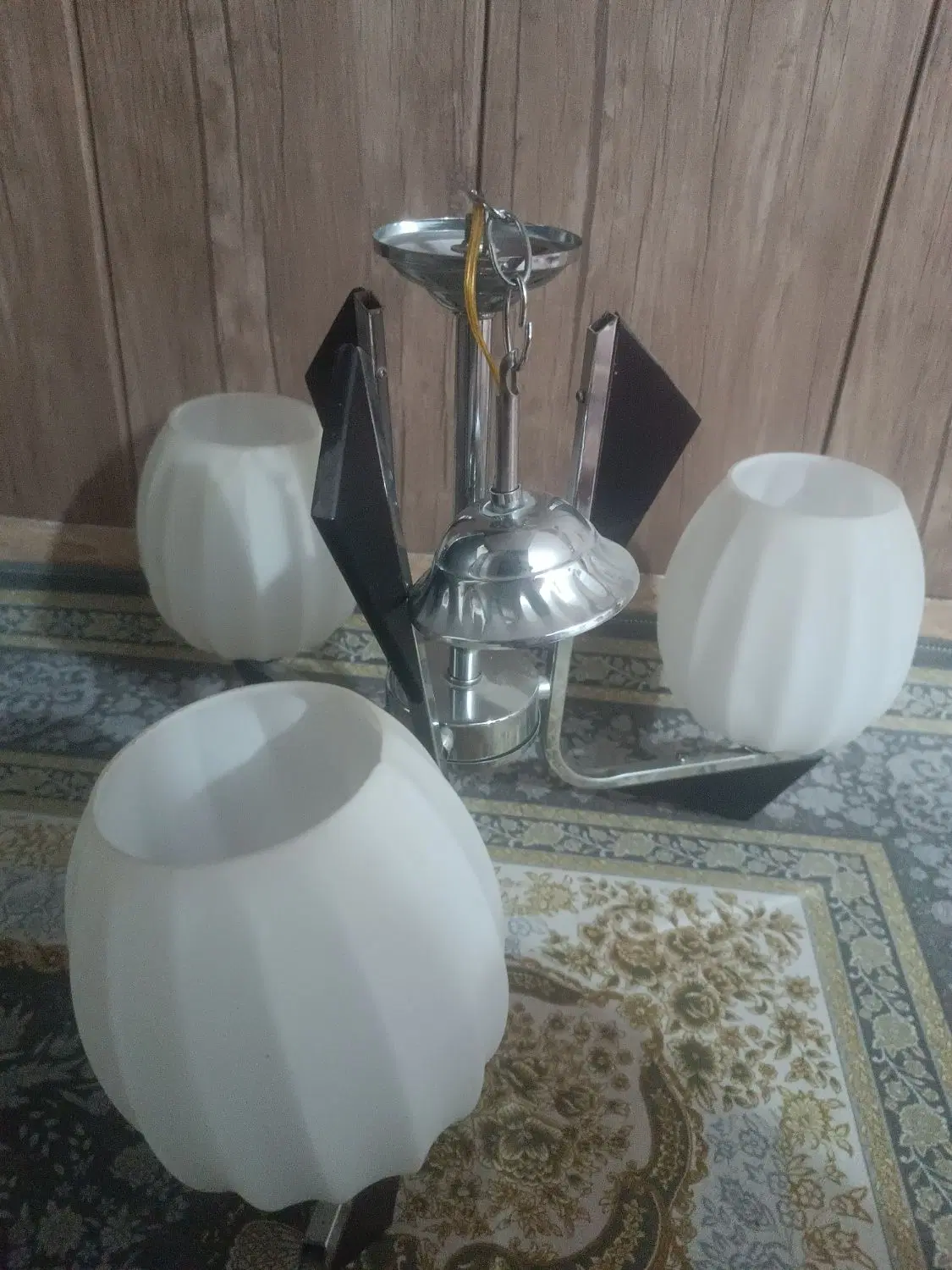 لوستر|لوستر و چراغ آویز|نیشابور, گمنام غربی|دیوار