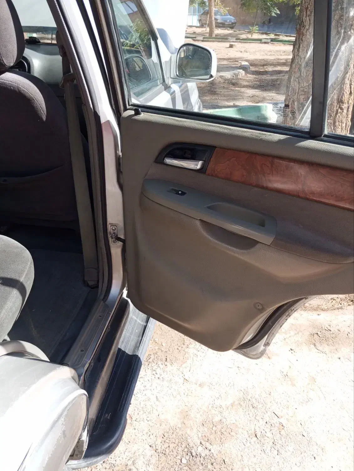 موسو۳۲۰۰|خودرو سواری و وانت|اصفهان, هوانیروز|دیوار