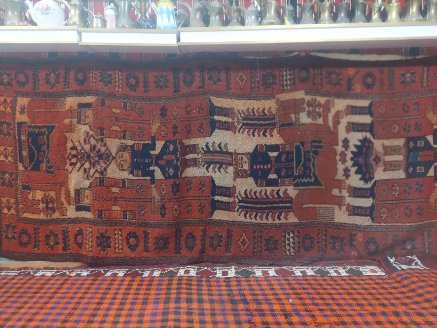 فرش دست بافت قدیمی انتیک بشرط دله|فرش|اهواز, کوی علوی|دیوار