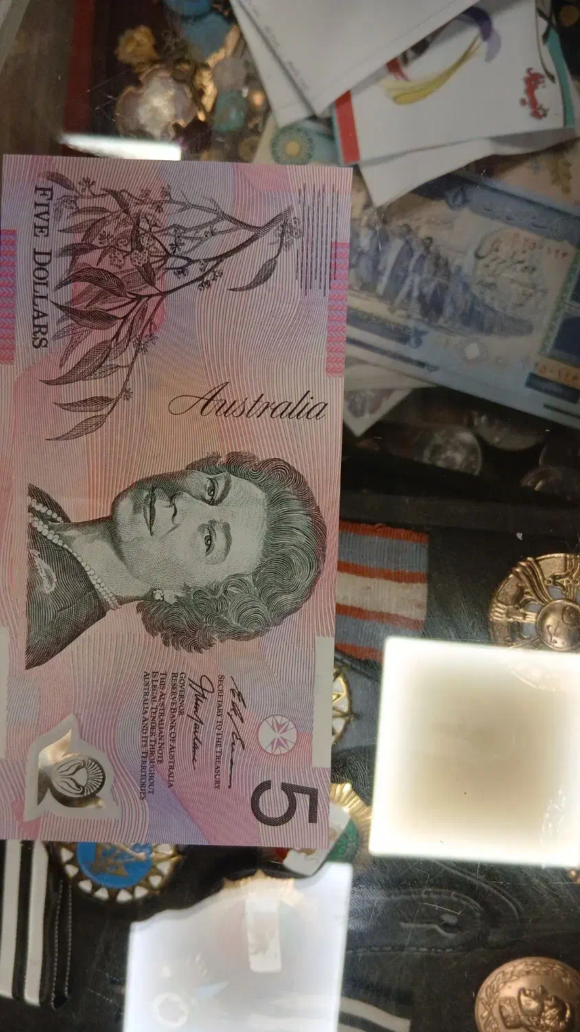 فروش وخرید اسکناس‌های خارجی کلکسیونی وغیر کلکسیونی|کلکسیون سکه، تمبر، اسکناس|کرج, اصفهانی‌ها|دیوار