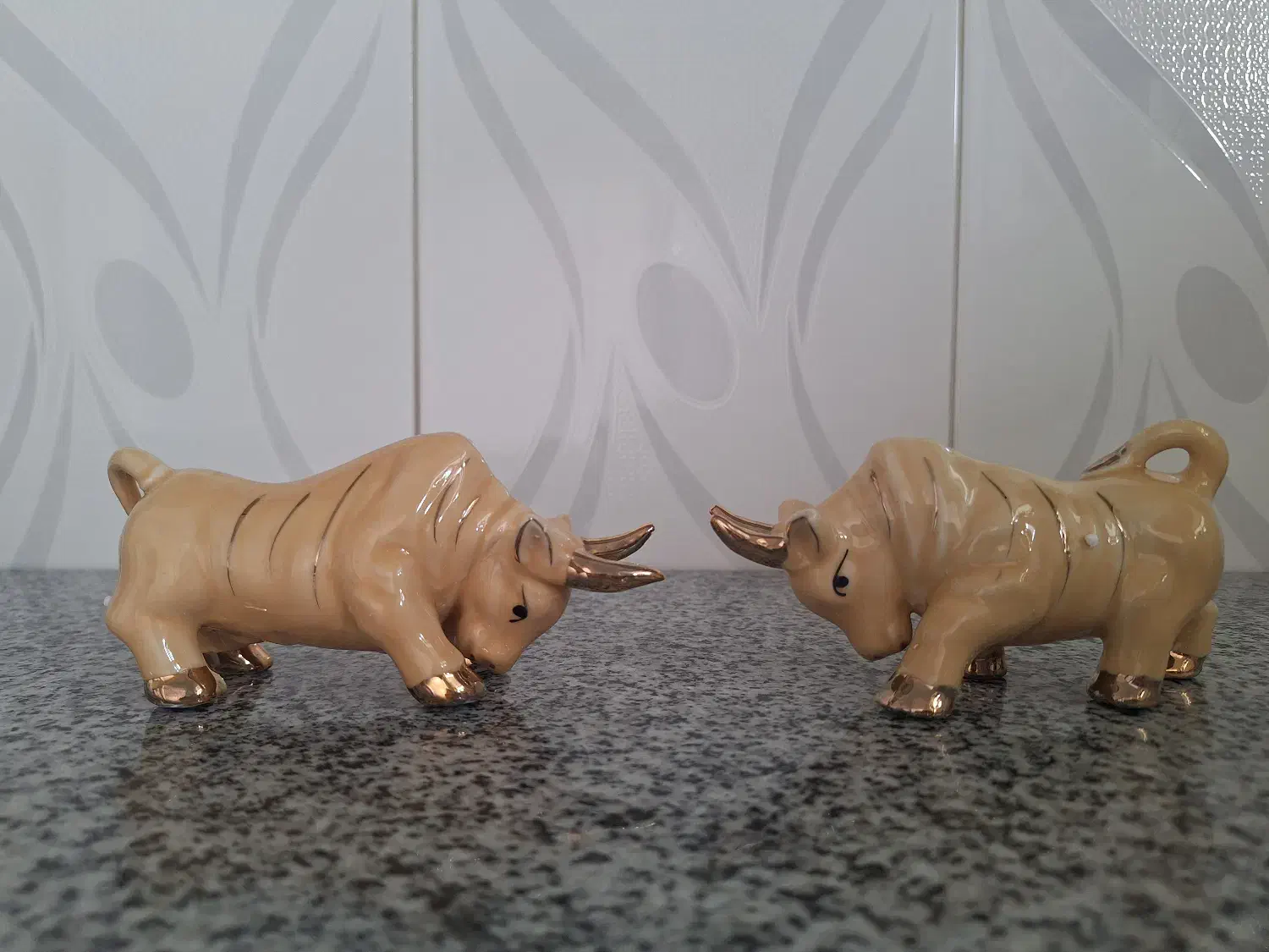 مجسمه چینی|مجسمه، تندیس، ماکت|جرقویه, |دیوار