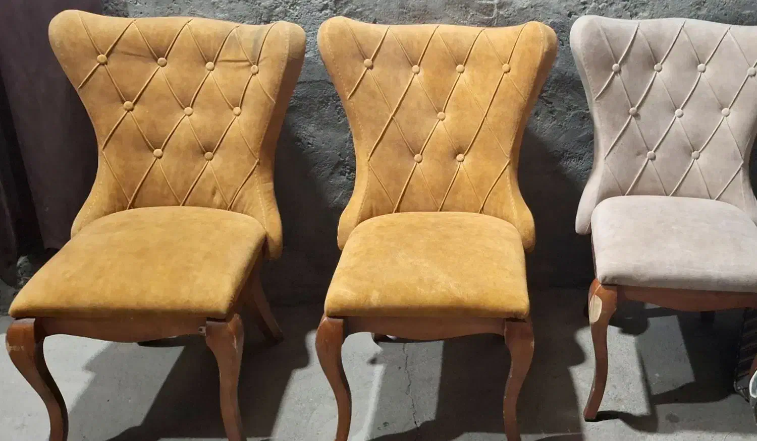 صندلی|صندلی و نیمکت|تربت جام, شهرک معلم|دیوار