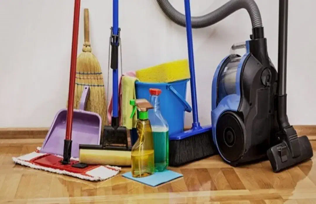 شرکت خدمات نظافتی ((برتر))|خدمات نظافت|ملایر, |دیوار