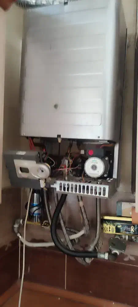 آبگرمکن و پکیج (تعمیرات،سرویس‌ در محل)|آبگرمکن، پکیج، شوفاژ|مشهد, الهیه|دیوار