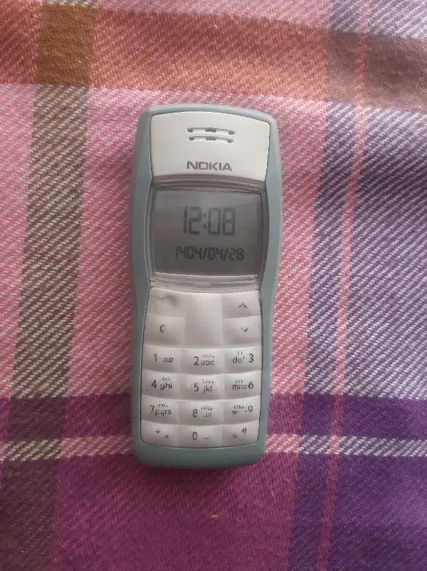 نوکیا ۱۱۰۰ قدیمی اصل|موبایل|بیرجند, |دیوار
