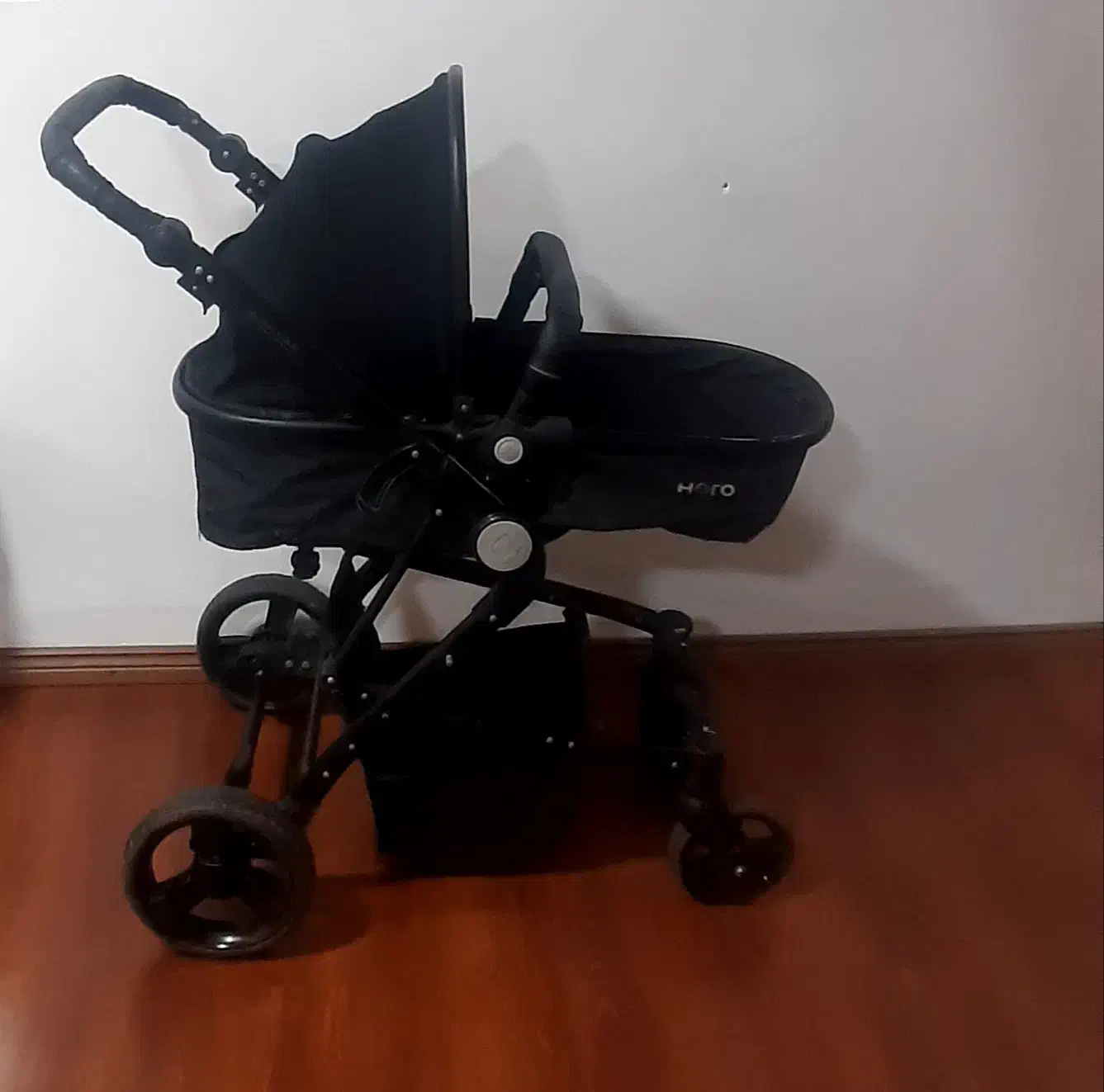 کالسکه هیرو|کالسکه و لوازم جانبی|تربت جام, والفجر|دیوار