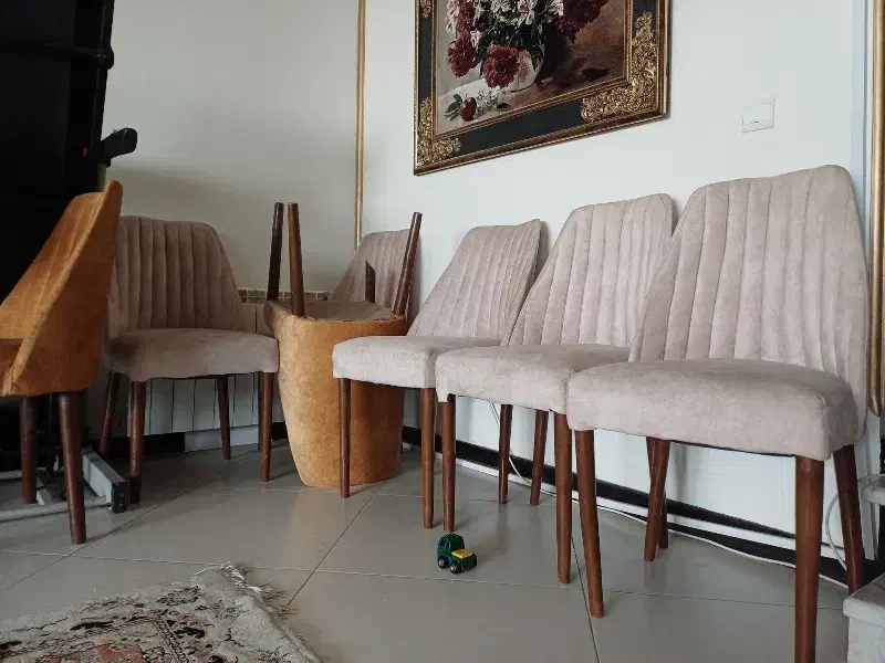 فروش صندلی نهارخوری کاملا نو|میز و صندلی غذاخوری|هشتگرد, فاز ۲ مهستان|دیوار