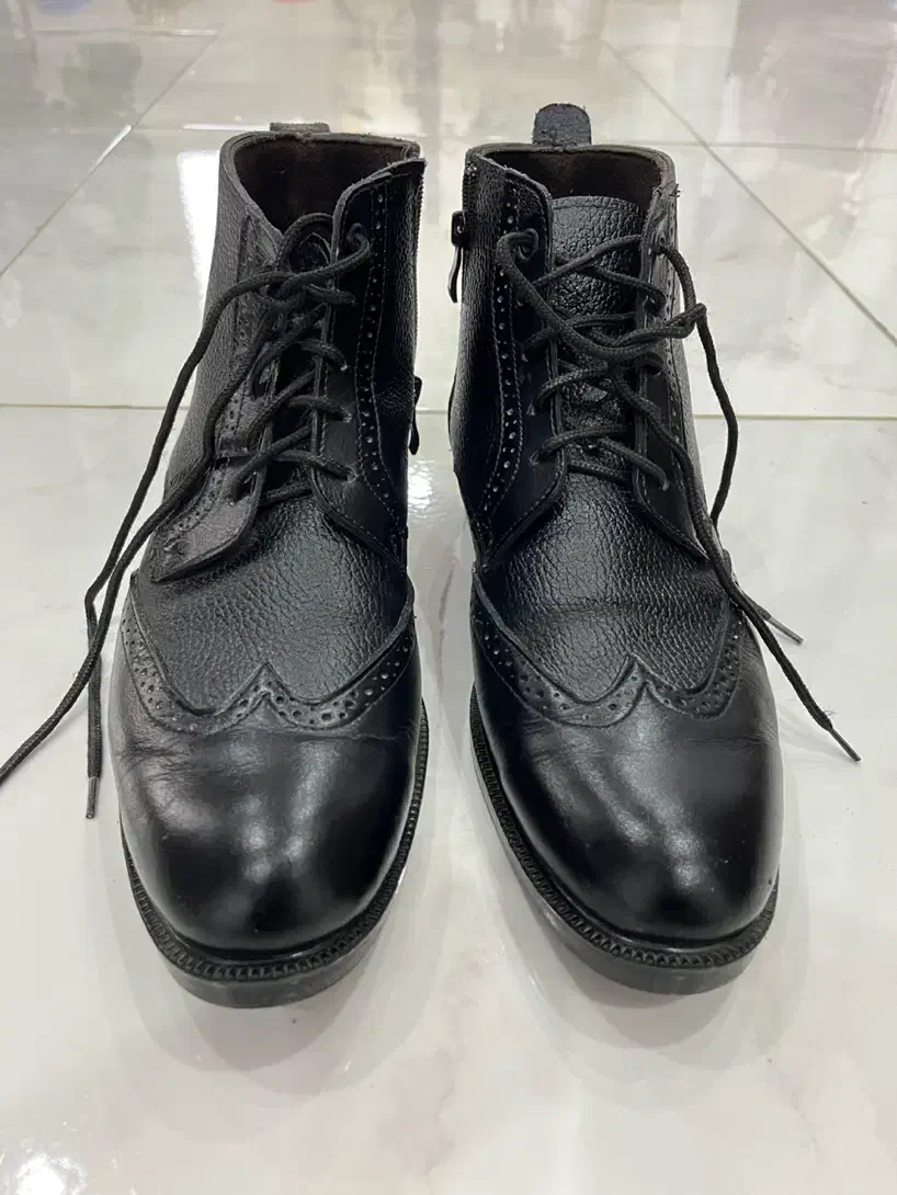 بوت مردانه خوش پا|کیف، کفش، کمربند|رشت, گلزاران|دیوار