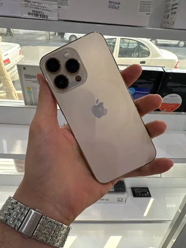 Iphone 13 pro|موبایل|شیراز, فخرآباد (دروازه کازرون)|دیوار