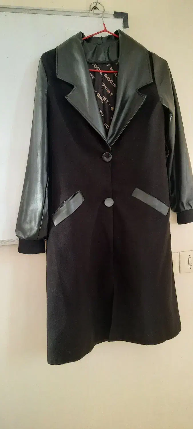 پالتو چرم و فوتر آستر کشی شده سایز ۳۸ تا ۴۰|لباس|کرج, حیدرآباد|دیوار