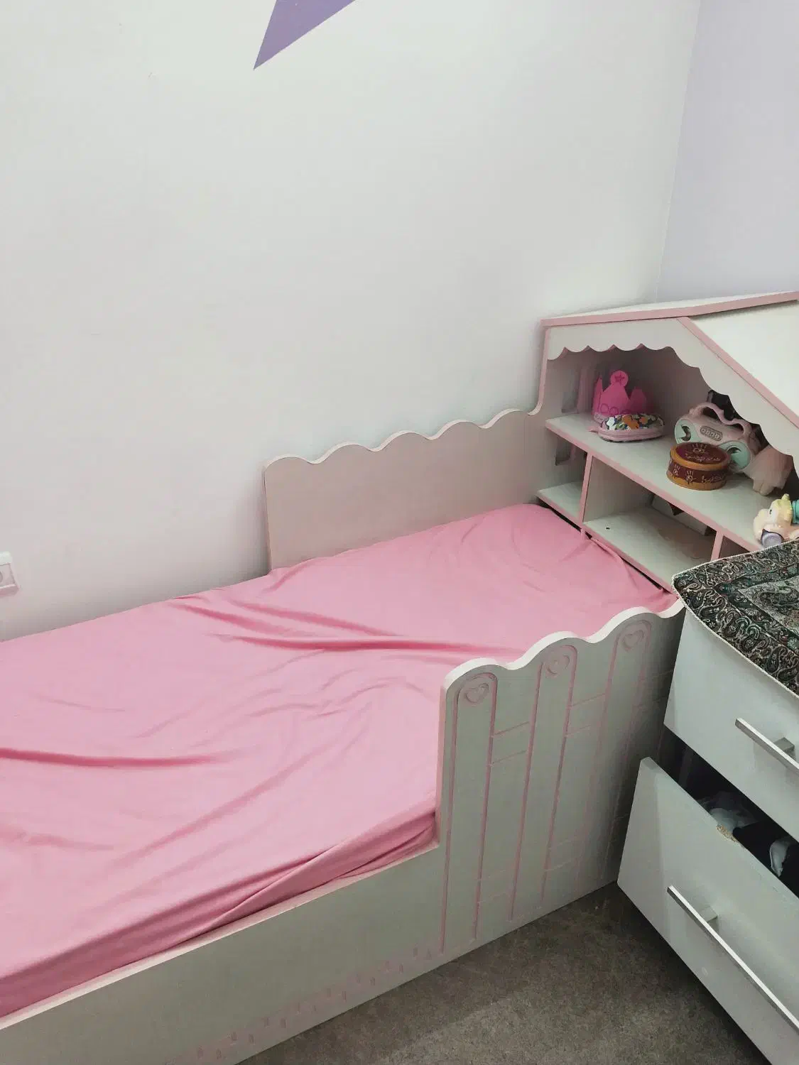 تخت بچگانه|تخت و صندلی بچه|کرمان, |دیوار