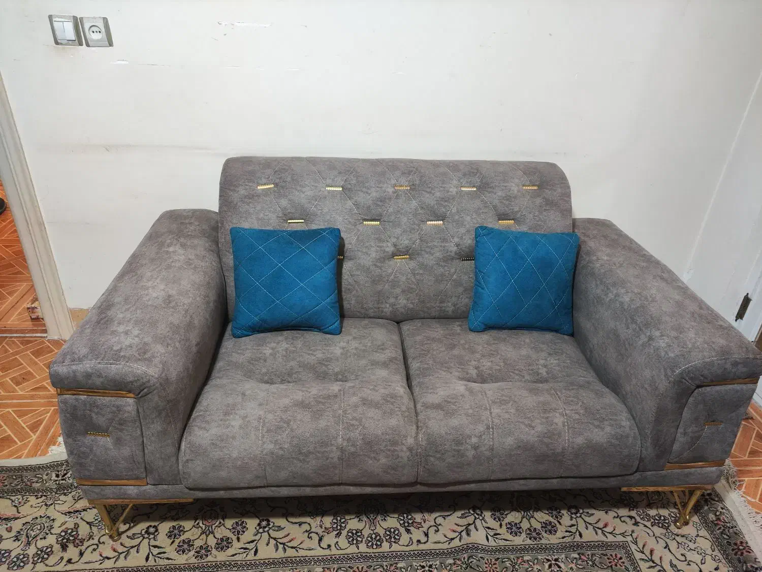 مبل ۷ نفره راحتی|مبلمان خانگی و میز عسلی|علی‌آباد کتول, |دیوار