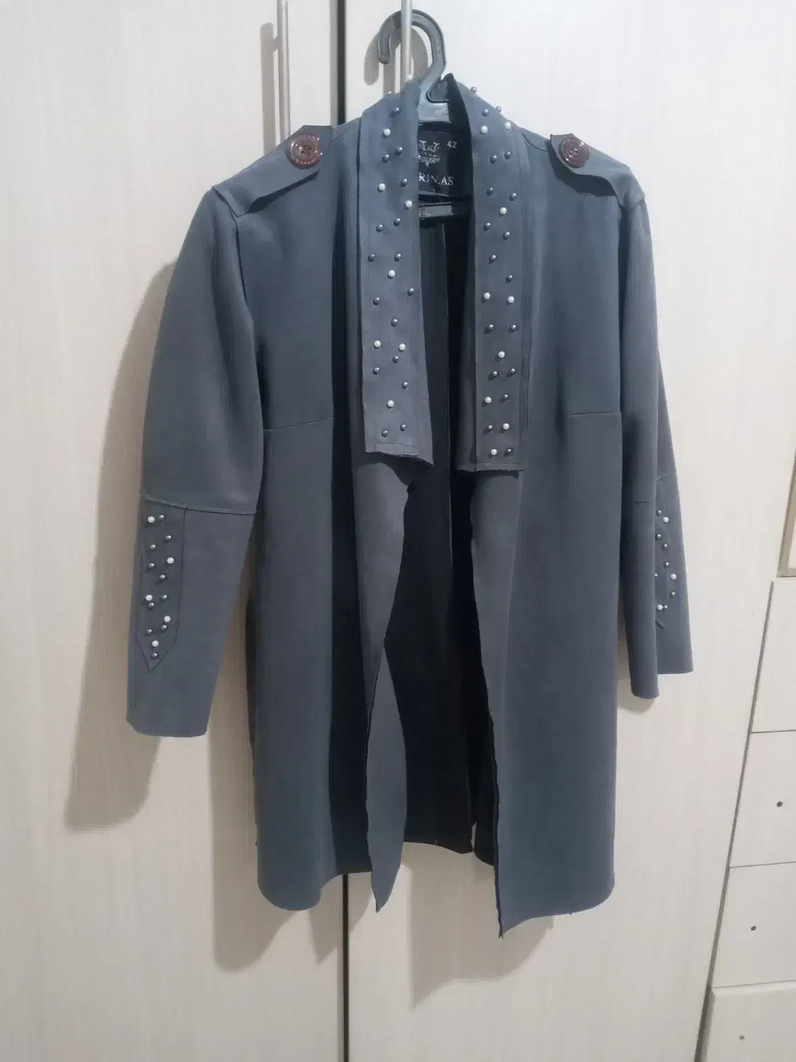 دوتا کت طوسی سایز ۴۲ در حد نو|لباس|کوهدشت, |دیوار