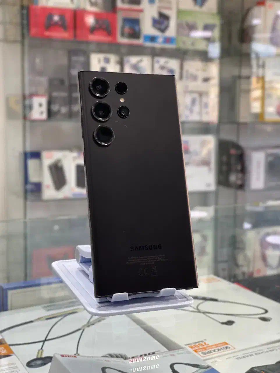 موبایل|موبایل|یاسوج, |دیوار