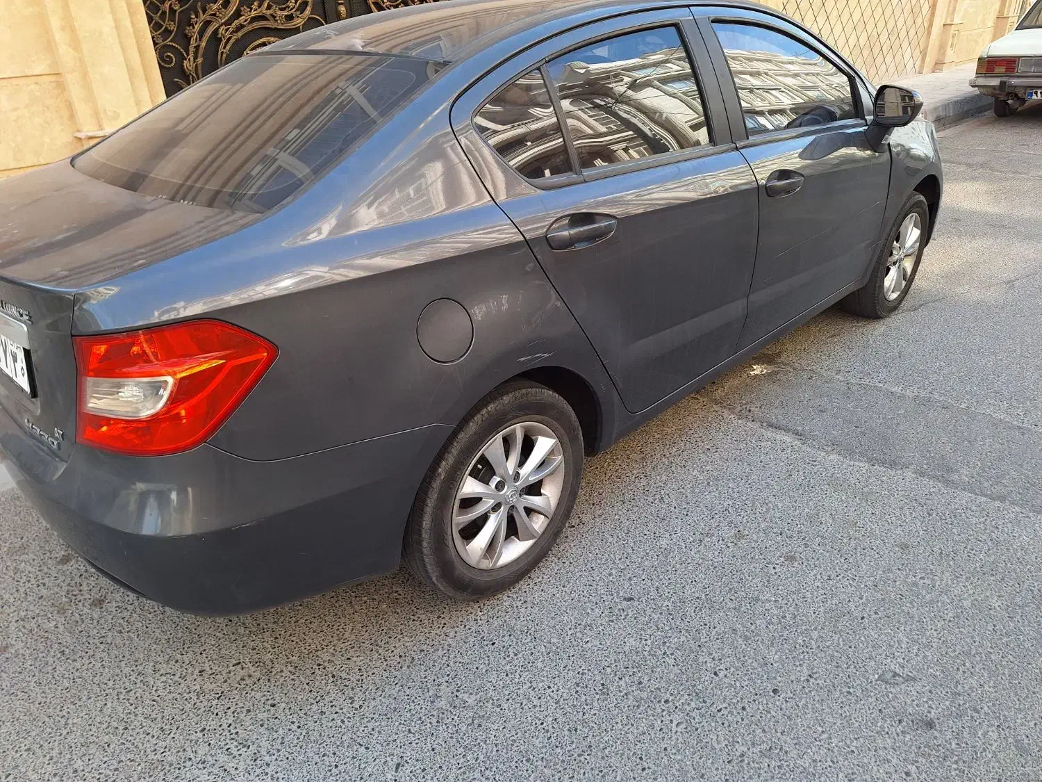 برلیانس h230 اتومات مدل ۹۵ کم کار|خودرو سواری و وانت|تهران, آبشار تهران (دریاچه)|دیوار