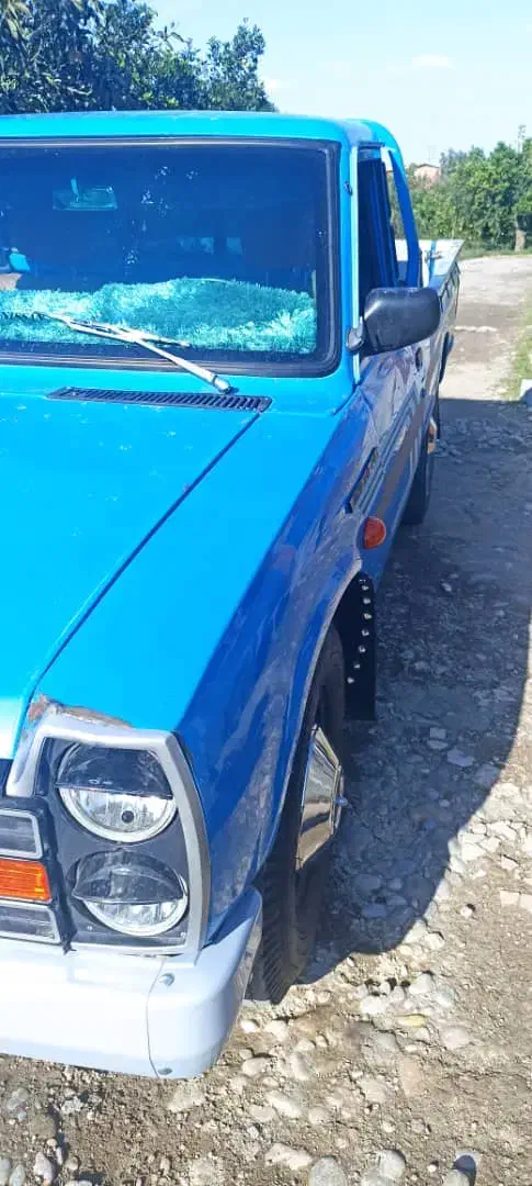 نیسان تک سوز درجه یک|خودرو سواری و وانت|شیراز, پادگان ولیعصر|دیوار