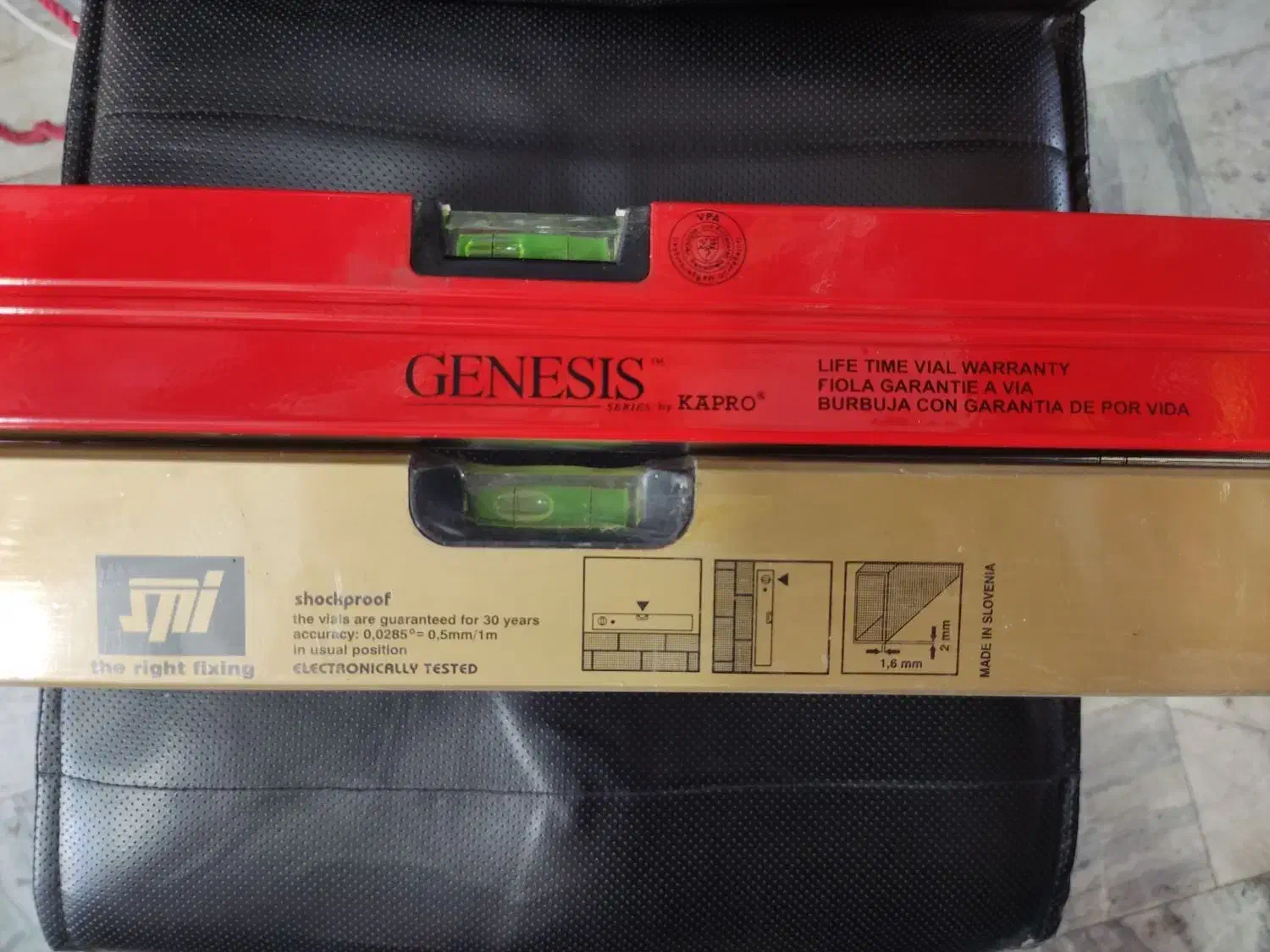 تراز دستی بلند آمریکایی و اسلوونی|ابزارآلات|بومهن, |دیوار