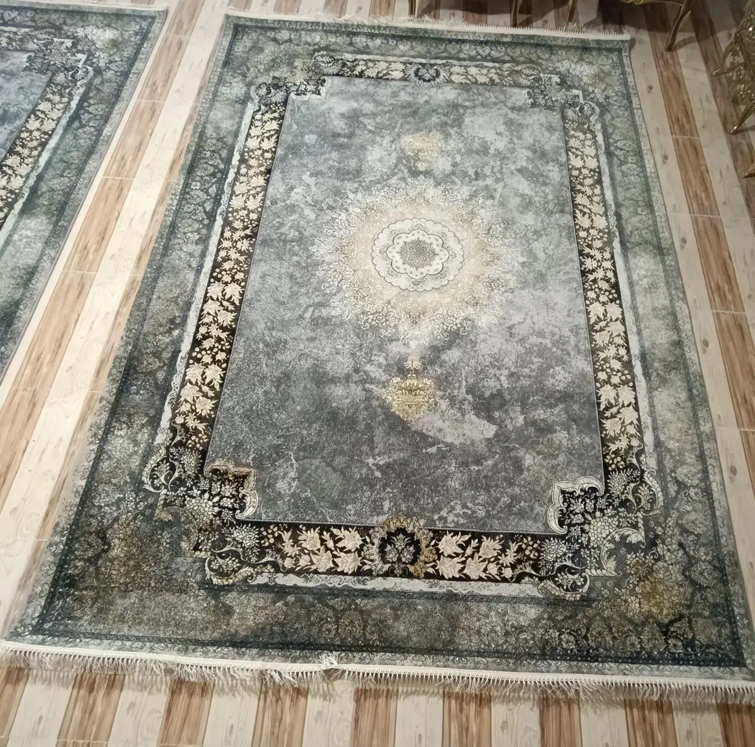 فرش بیکران کاشان|فرش|الیگودرز, |دیوار