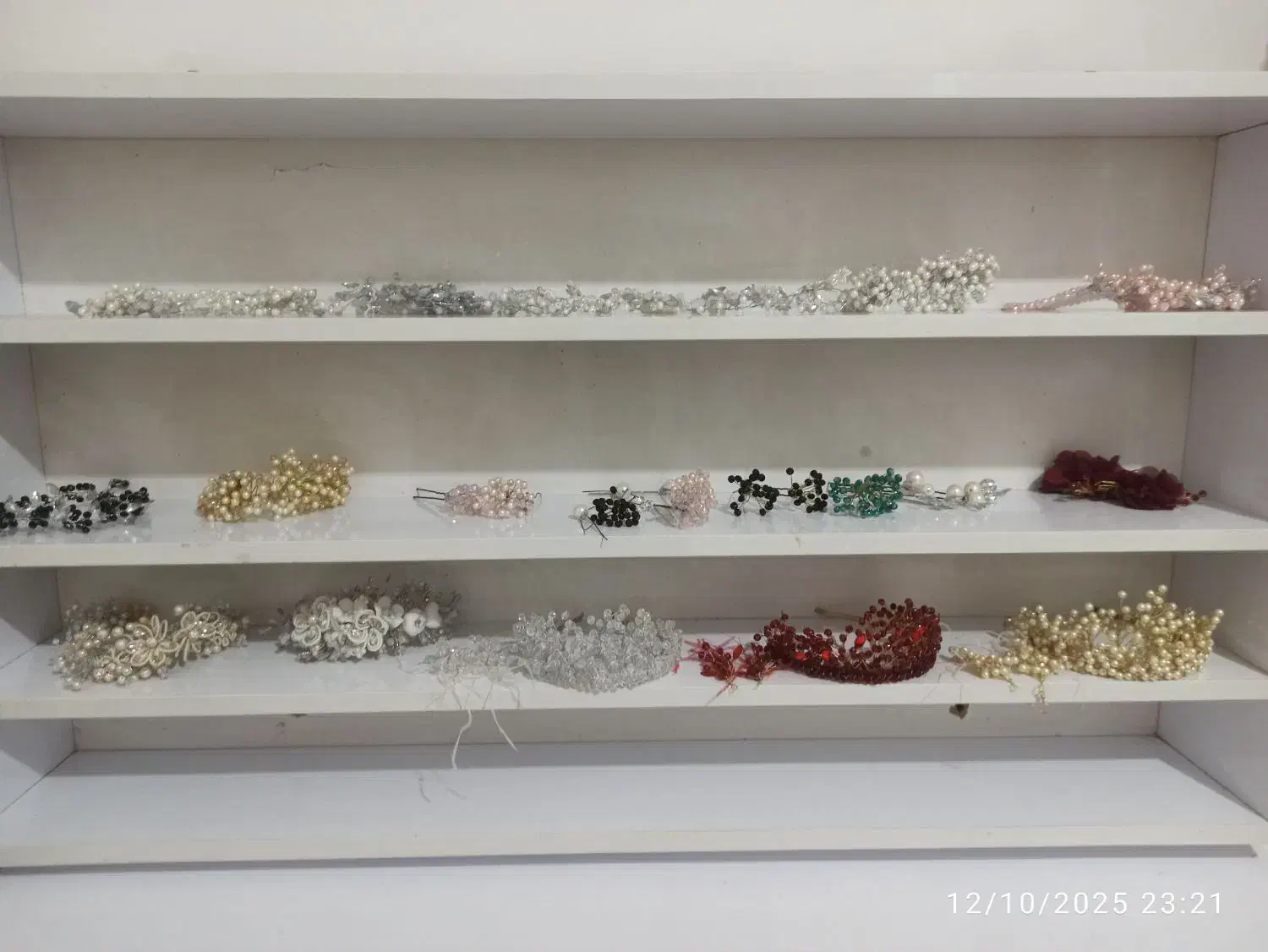 وسایل سالن زیبایی|آرایشگاه و سالنهای زیبایی|تربت جام, جامی|دیوار