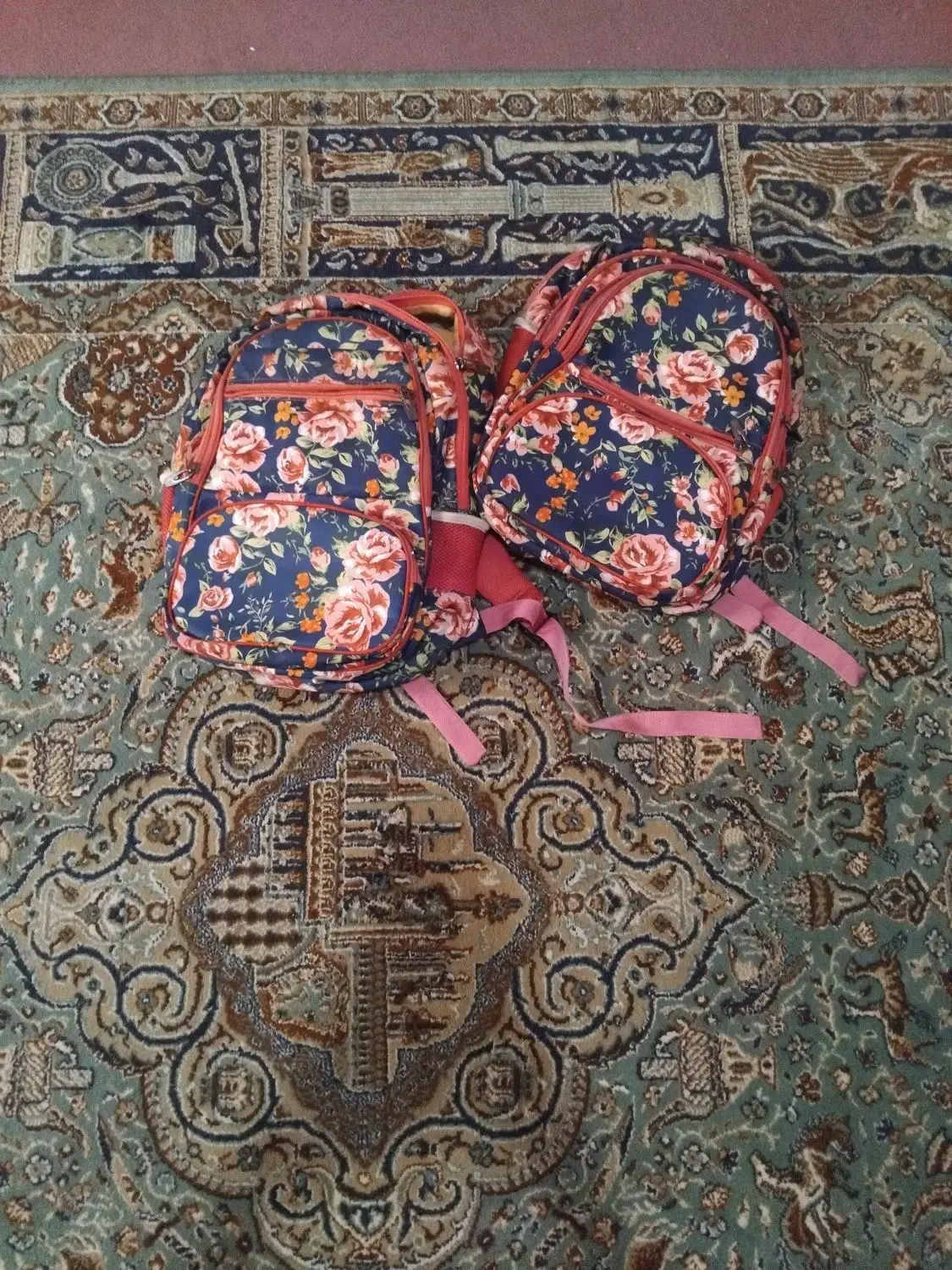 دو عدد کیف دخترانه|کیف، کفش، کمربند|گرگان, |دیوار