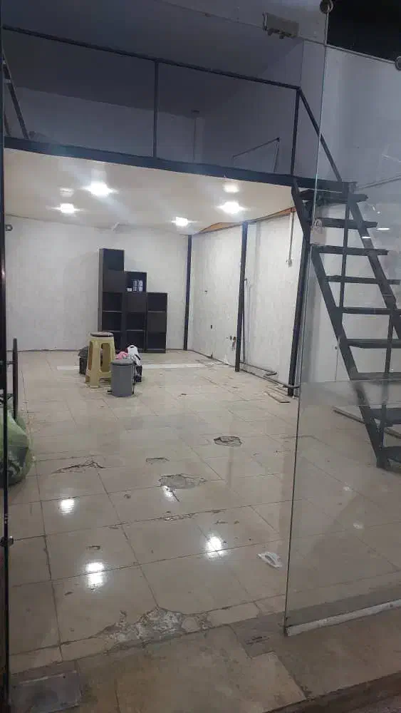 فازه صفر۳۴ متر روبرو بانک ملی پاساژ صفویه|اجارهٔ مغازه و غرفه|پرند, فاز ۰|دیوار