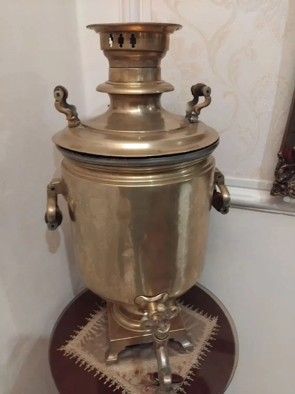 سماور زغالی روسی|کلکسیون اشیاء عتیقه|پاکدشت, حصار امیر|دیوار