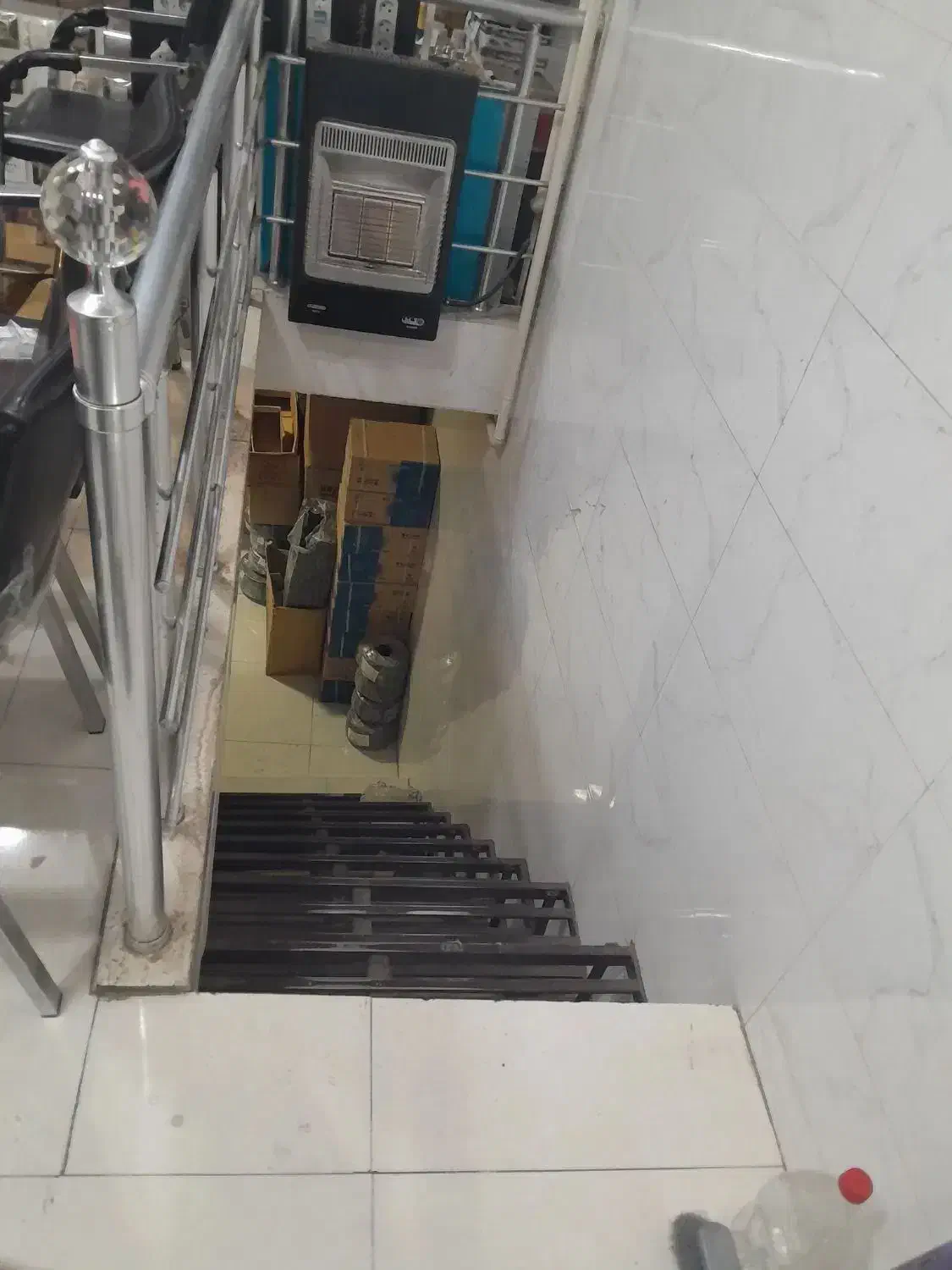 رهن واجاره مغازه دوطبقه در سه راهی ولیعصر|فروش مغازه و غرفه|تبریز, |دیوار