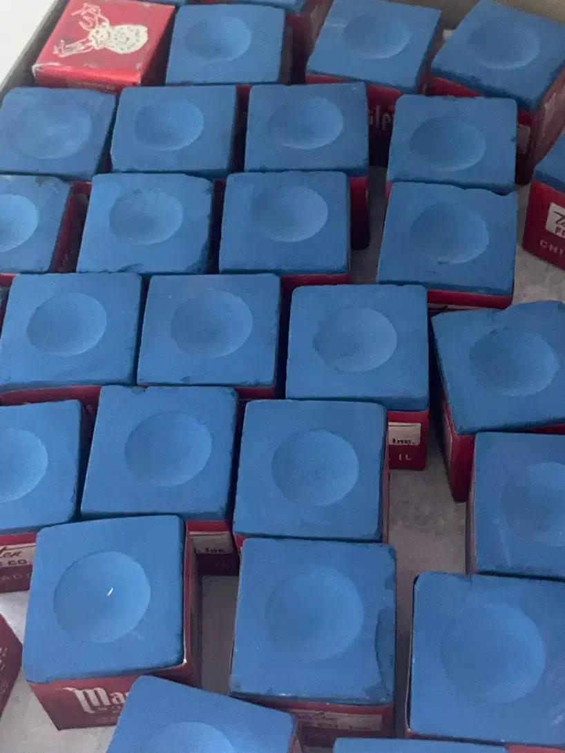 چاک (گچ بیلیارد)|ورزشهای توپی|برازجان, |دیوار