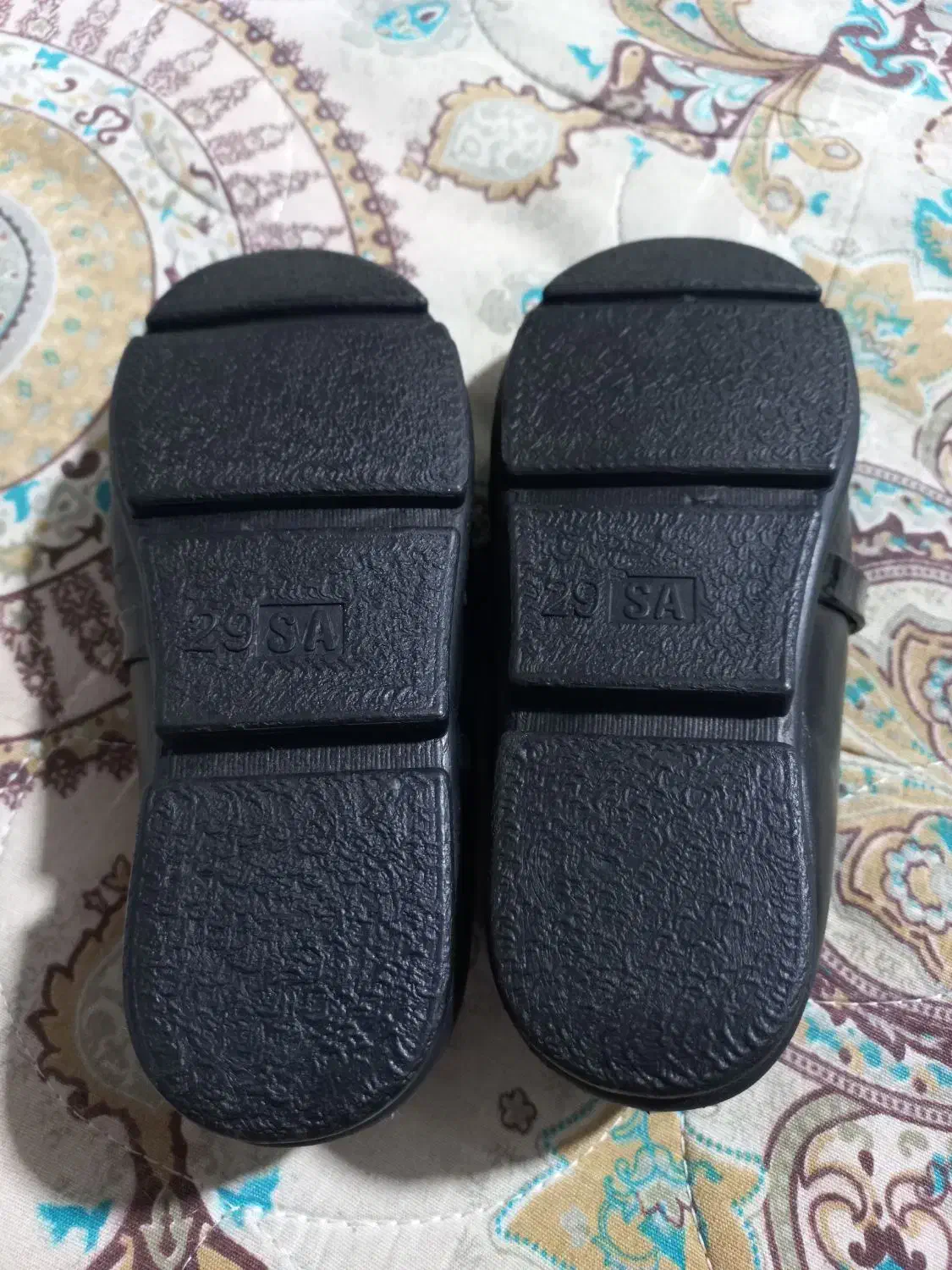 کالج سایز ۲۹|کیف، کفش، کمربند|رشت, فلسطین|دیوار