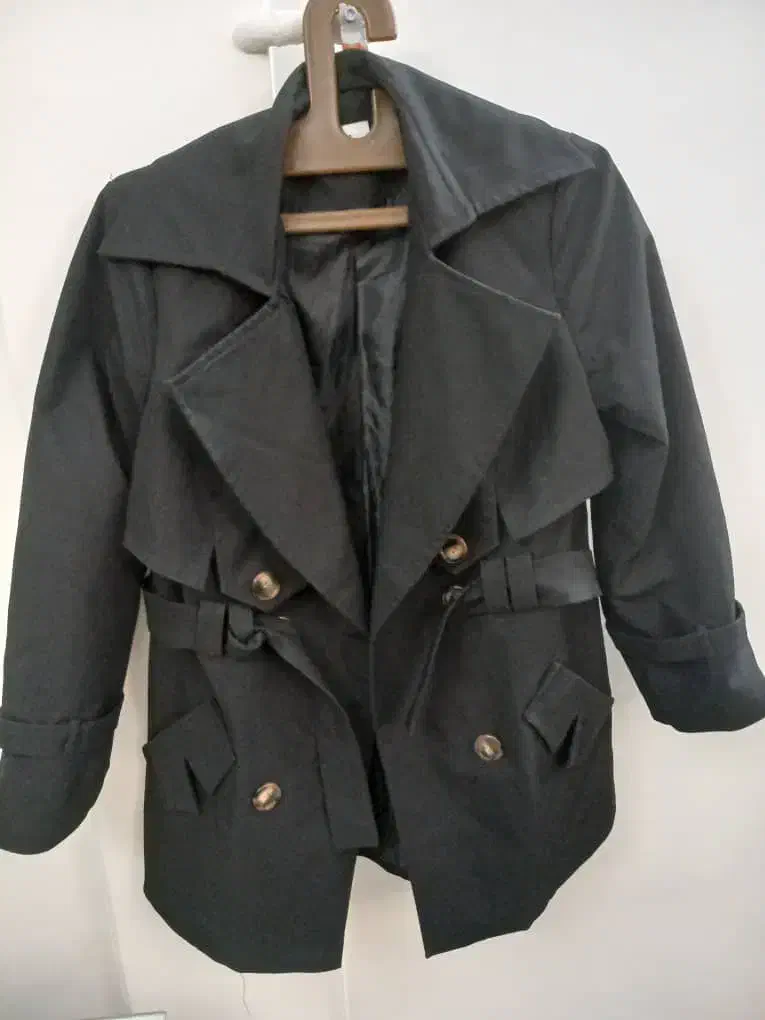 بارونی زنانه|کفش و لباس بچه|تهران, نازیآباد|دیوار