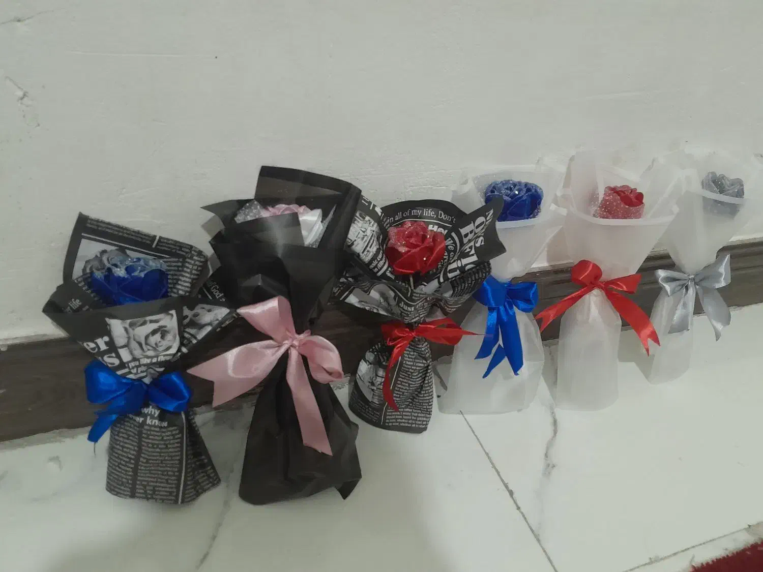 دسته گل عمده|گل مصنوعی|خرمآباد, |دیوار